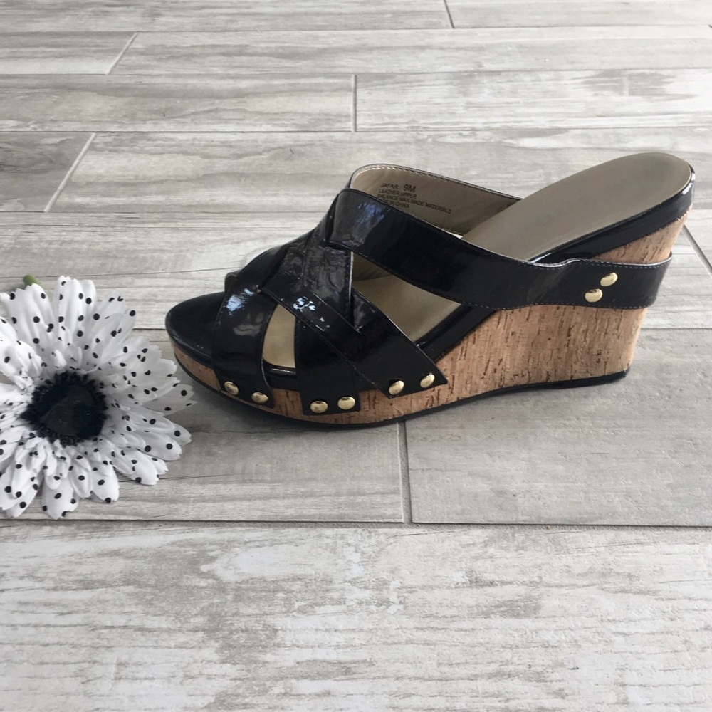 Me Too Women’s Leather Wedges Shoes